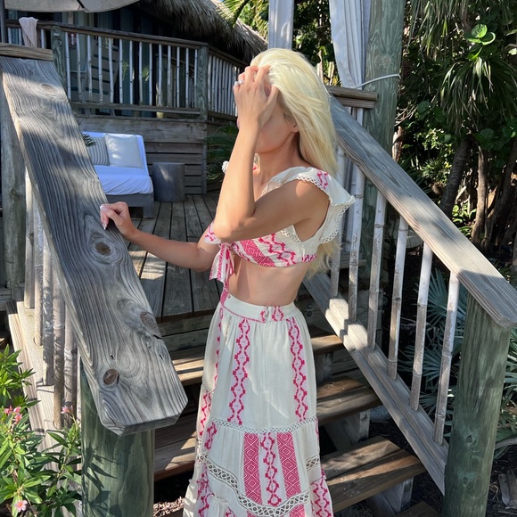 Matching Hemant + Nandita set - Picture 2 of 4